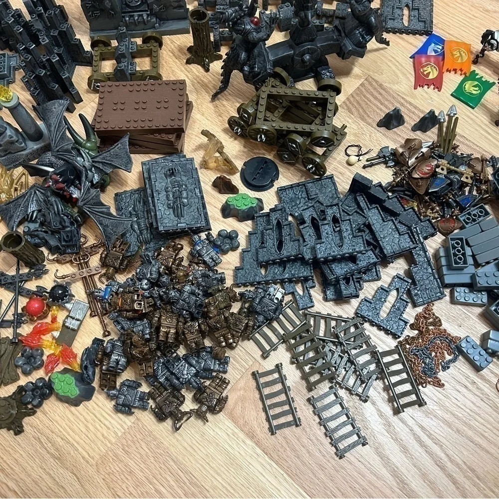 Mega Bloks Dragons Krystal Wars HUGE Lot Bundle Knights Figures Orcs Weapons